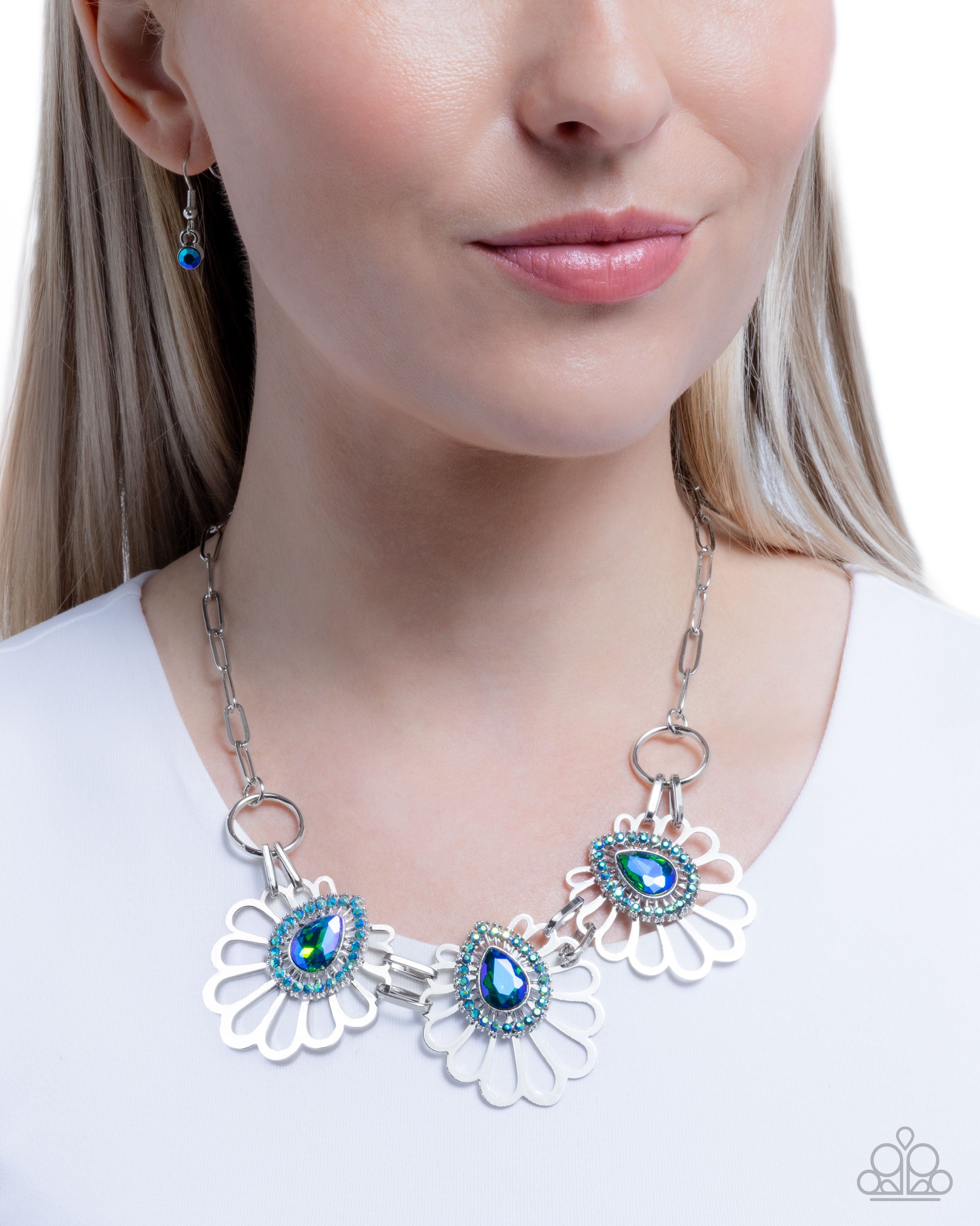 Teardrop Timeline - green - Paparazzi necklace – JewelryBlingThing