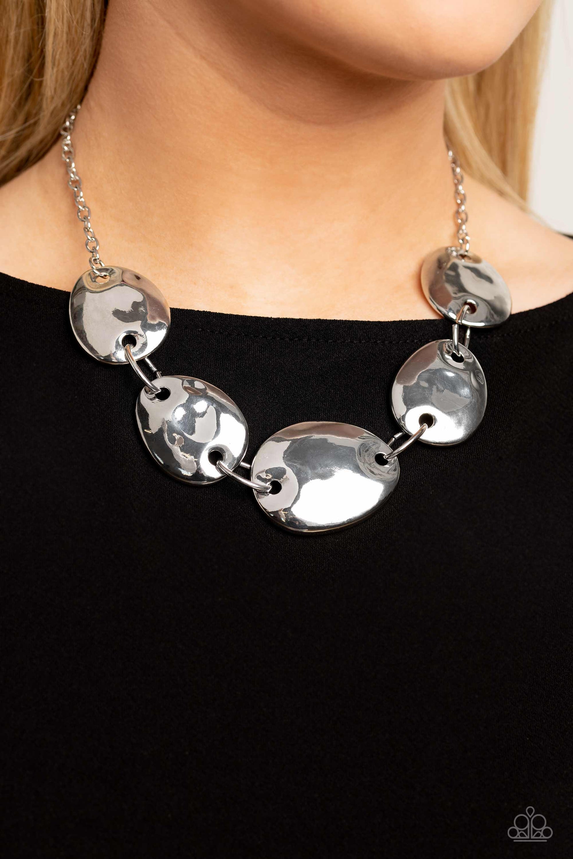 That RING You Do - silver - Paparazzi necklace