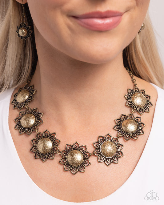 The GLITTER Takes It All - brass - Paparazzi necklace