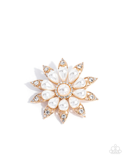 Timeless Tribute - gold - Paparazzi brooch