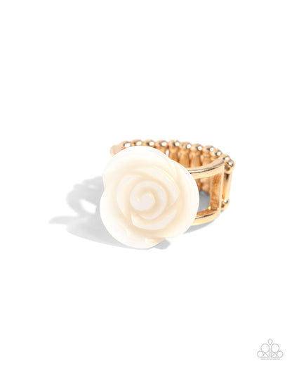 Top-SHELL Shine - gold - Paparazzi ring