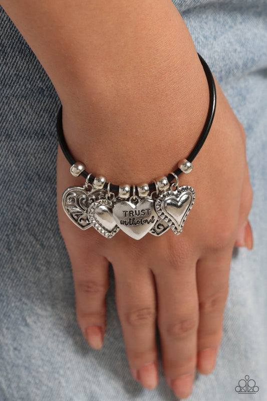 Totally Trusting - black - Paparazzi bracelet