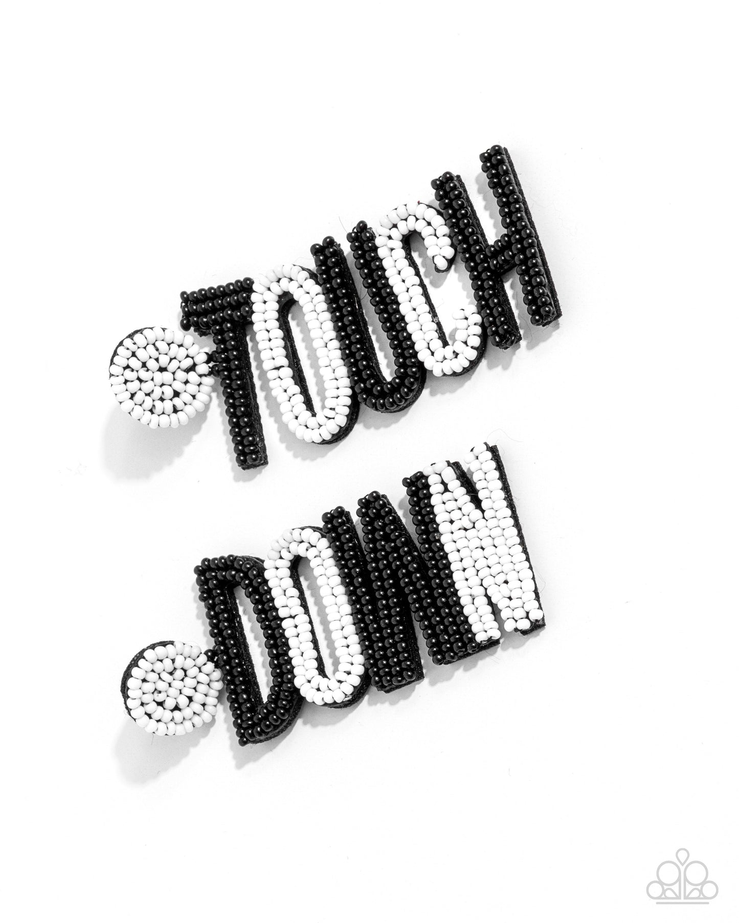 Touchdown Texture - black - Paparazzi earrings