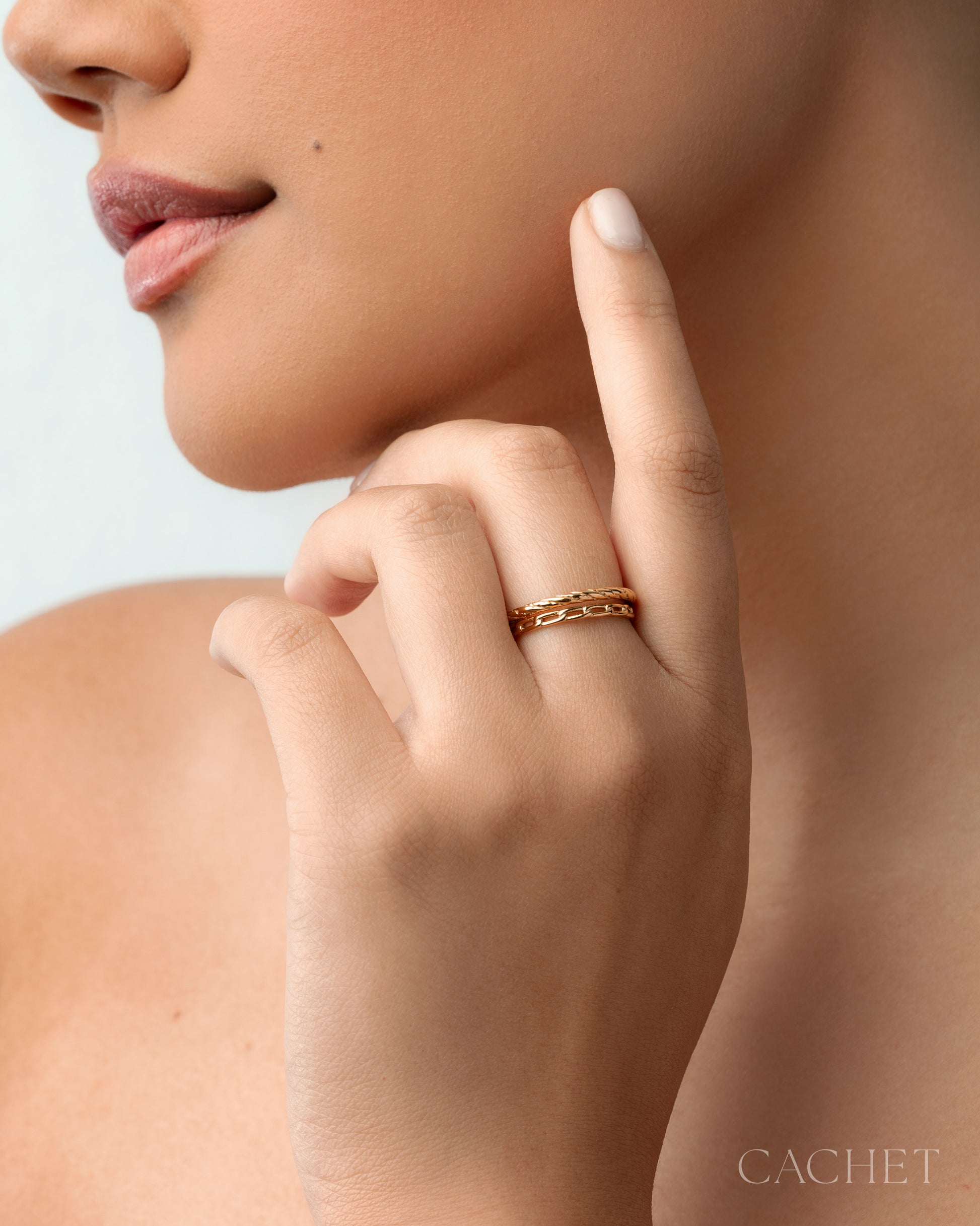 Trace d'Or - Cachet ring - Cachet by Paparazzi