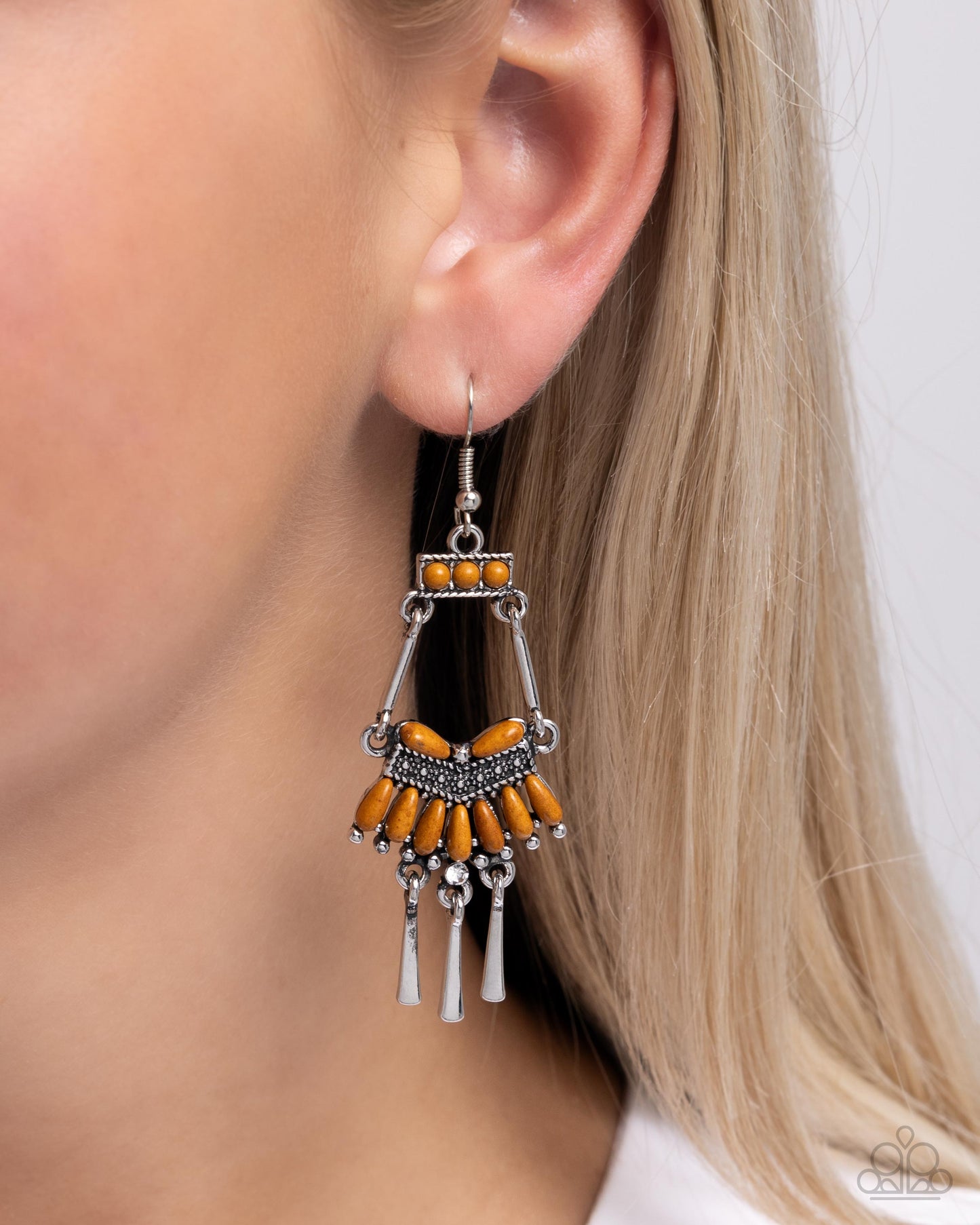 Trading Tradition - brown - Paparazzi earrings