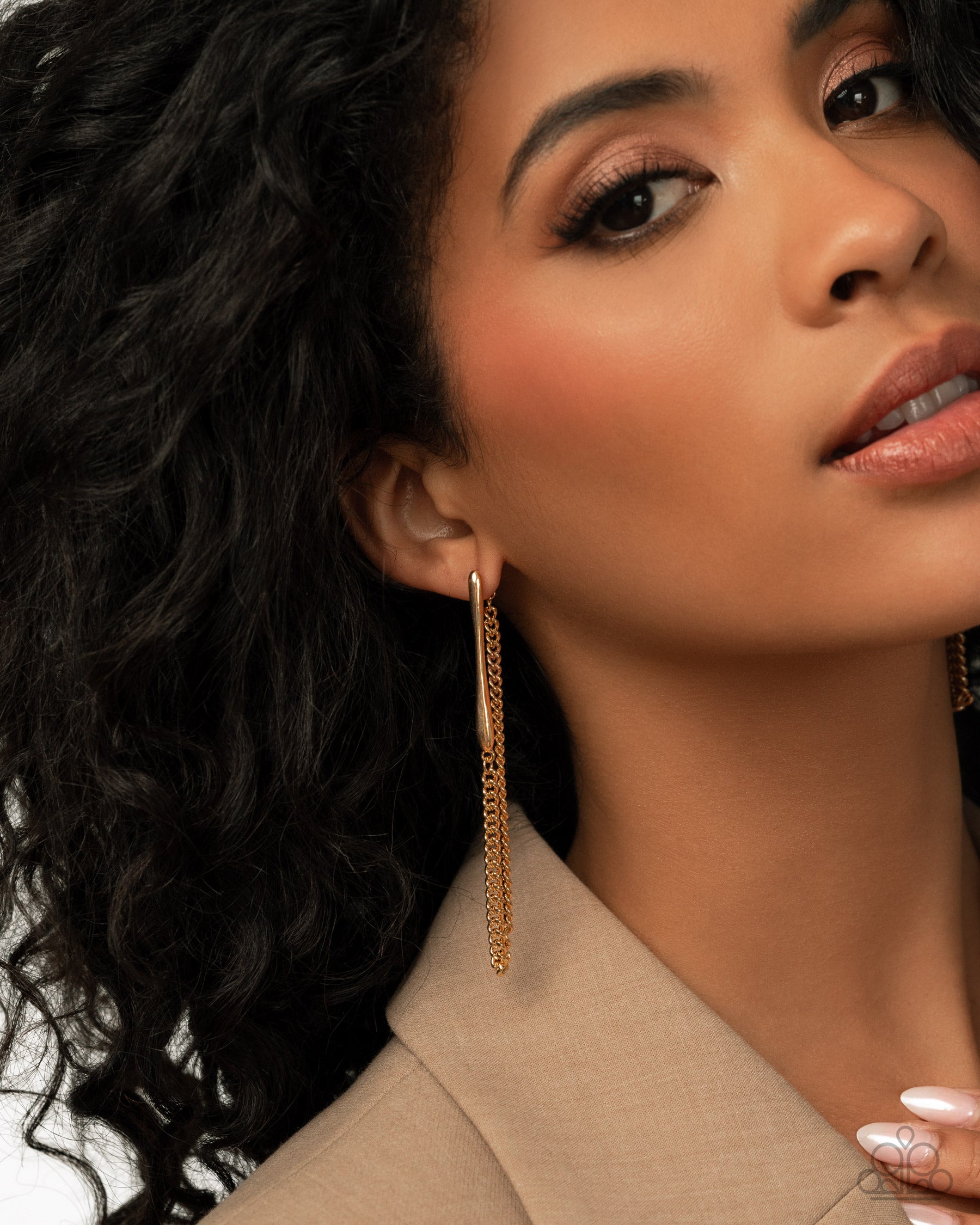 Trenchant Tease - gold - Paparazzi earrings