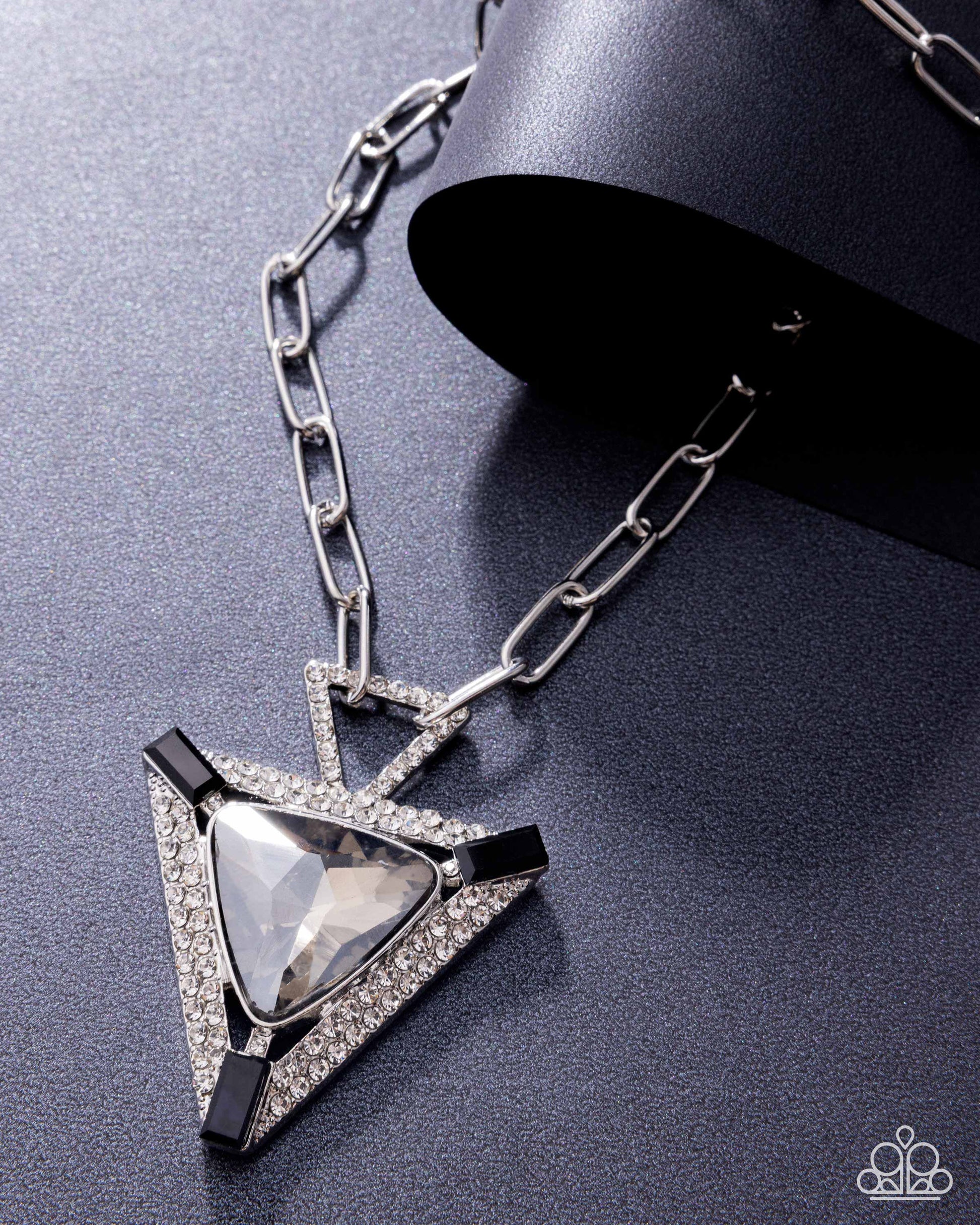 Triangular Trailblazer - black - Paparazzi necklace