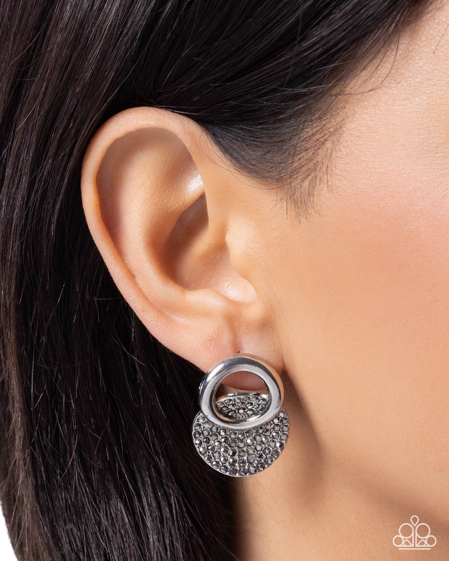 True Twinkle - silver - Paparazzi earrings