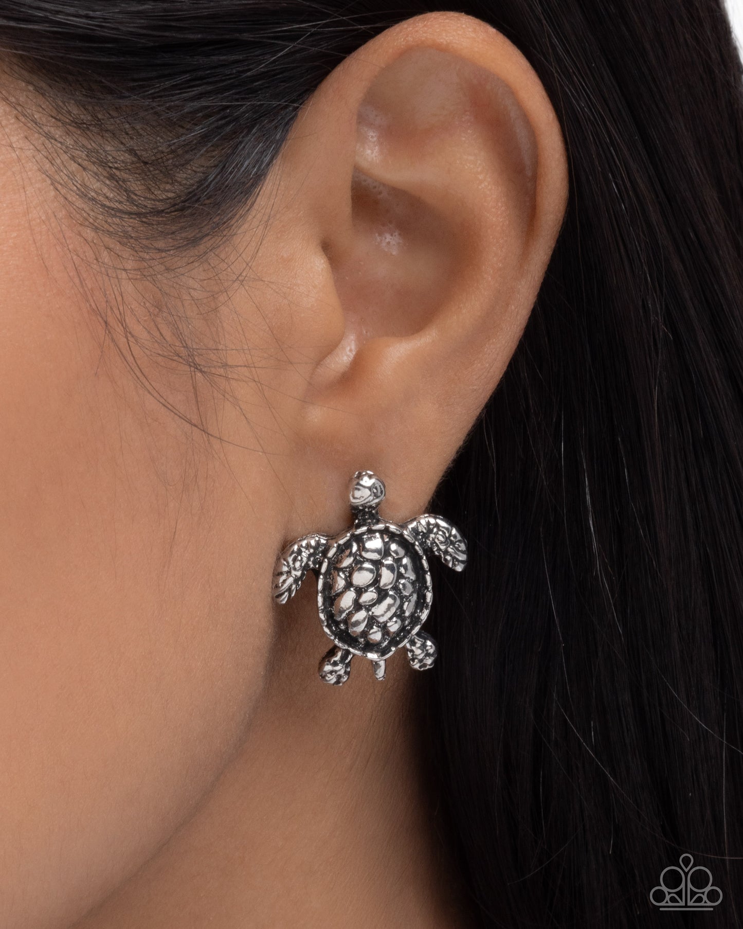 Turtle Taste - silver - Paparazzi earrings
