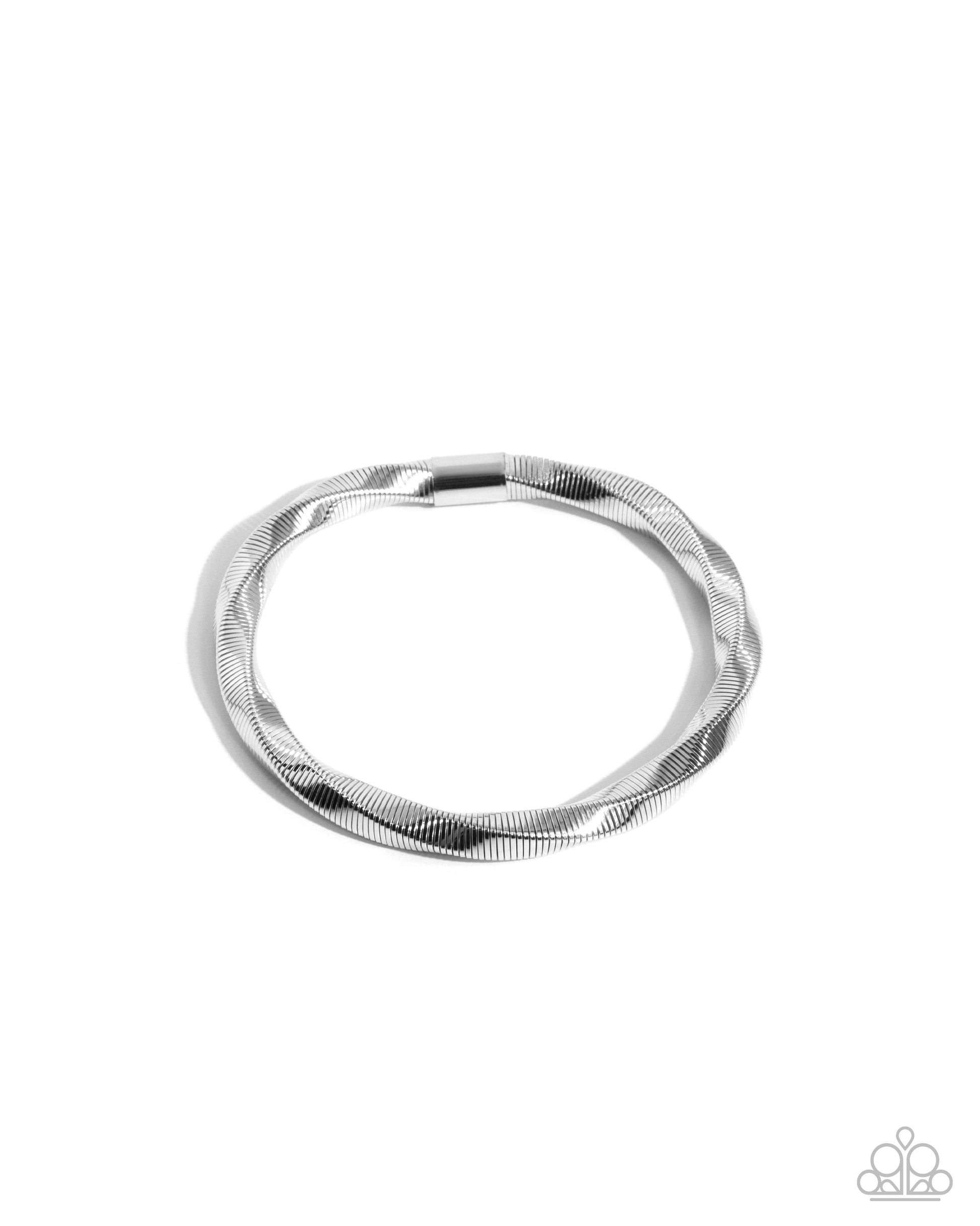 Twisted Temptress - silver - Paparazzi bracelet