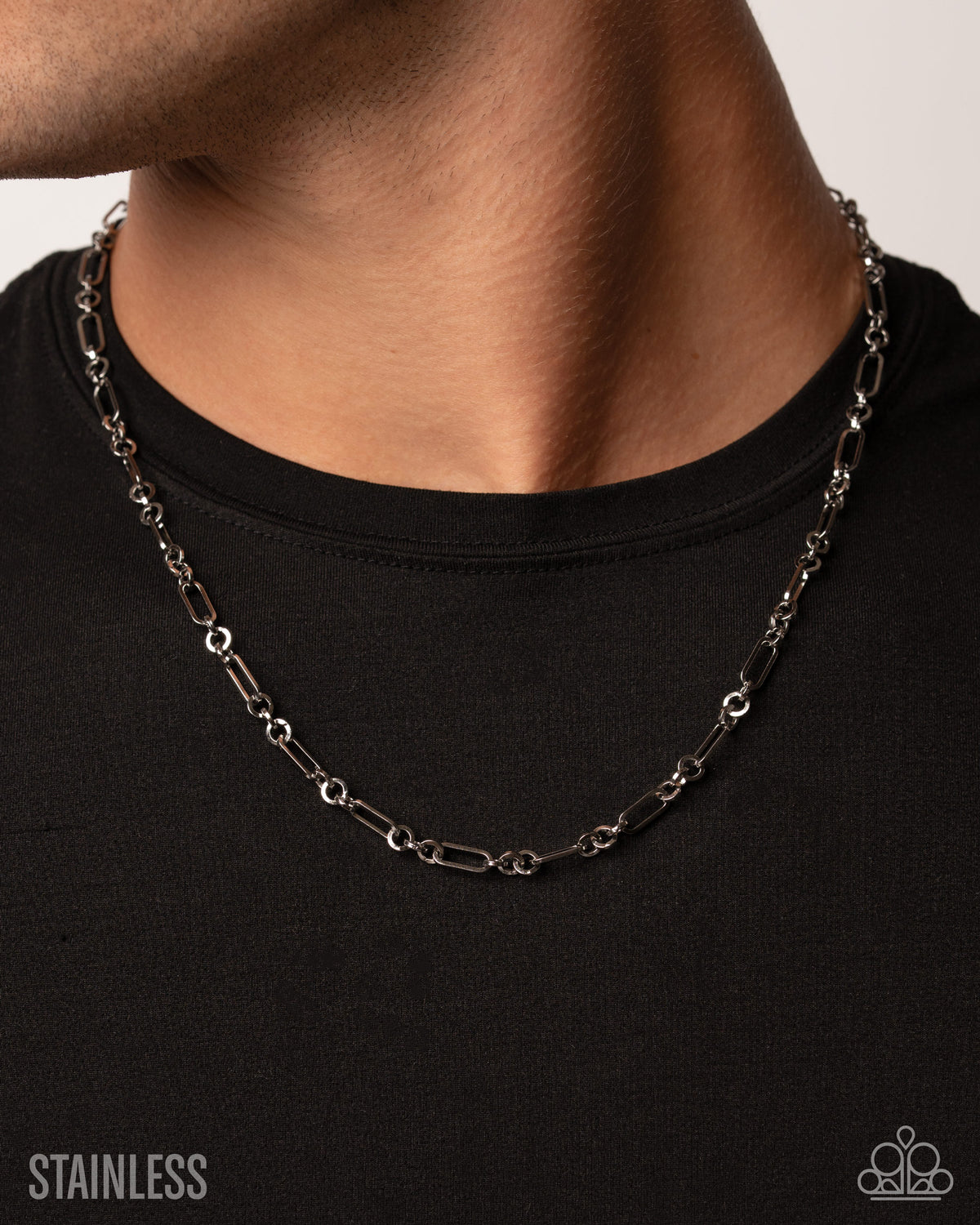 Undeniably Unique - silver - Paparazzi MENS necklace