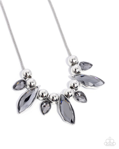 Unrivaled Edge - silver - Paparazzi necklace