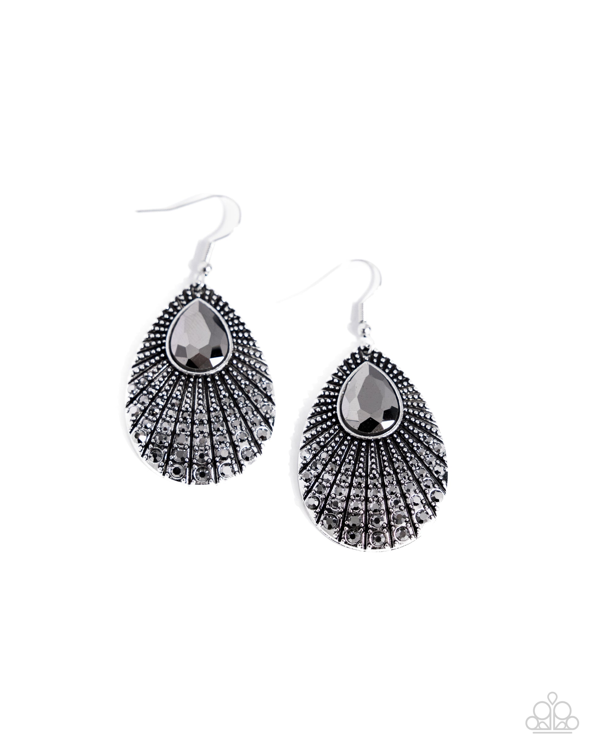 Urban Relic - silver - Paparazzi earrings