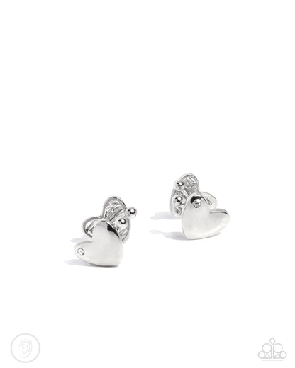 Valentines Vanity - white - Paparazzi ear cuff