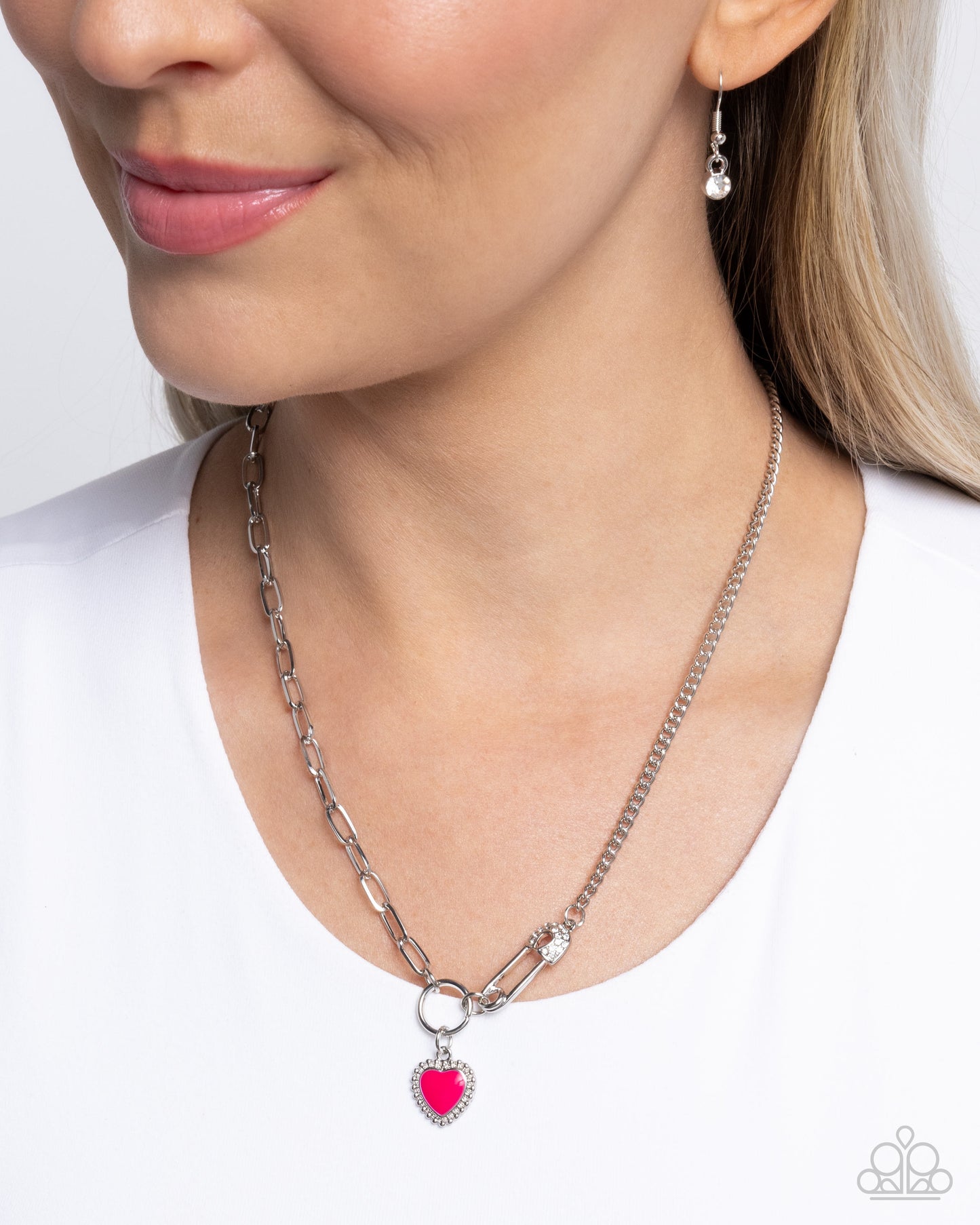 Valuable Valor - pink - Paparazzi necklace