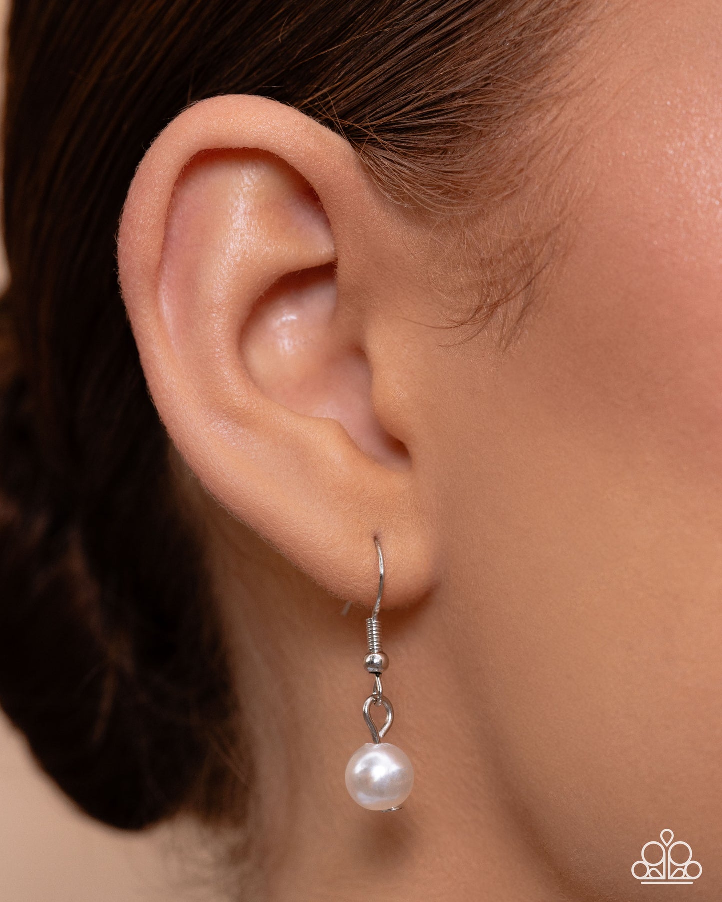 Vintage Selfie - white - Paparazzi necklace