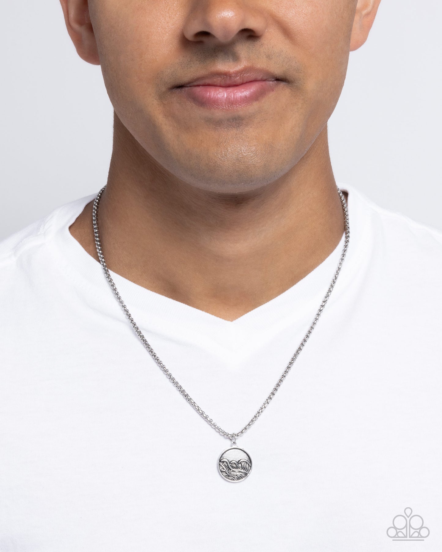 Wave Warrior - silver - Paparazzi MENS necklace