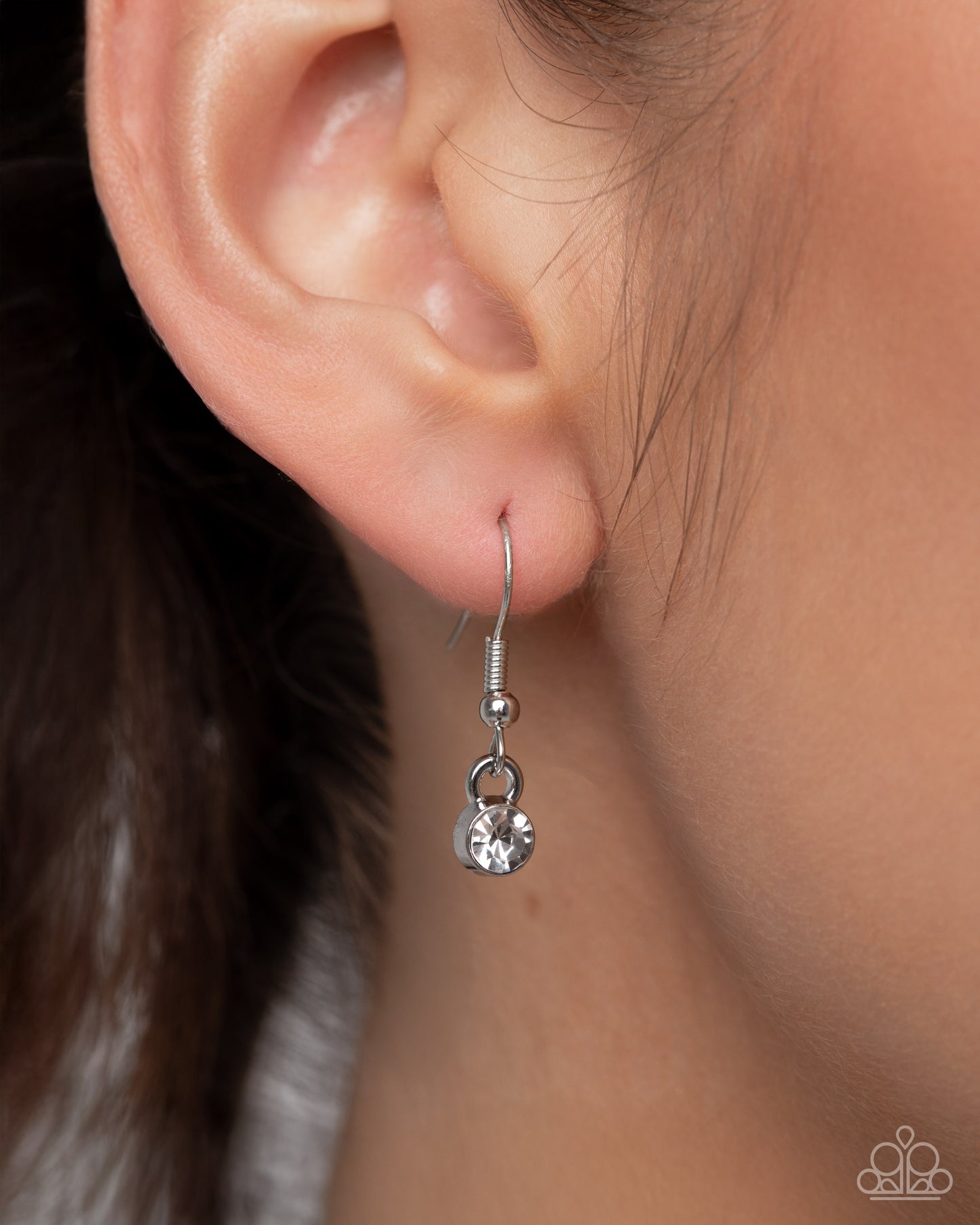 Wedding Wardrobe - white - Paparazzi necklace