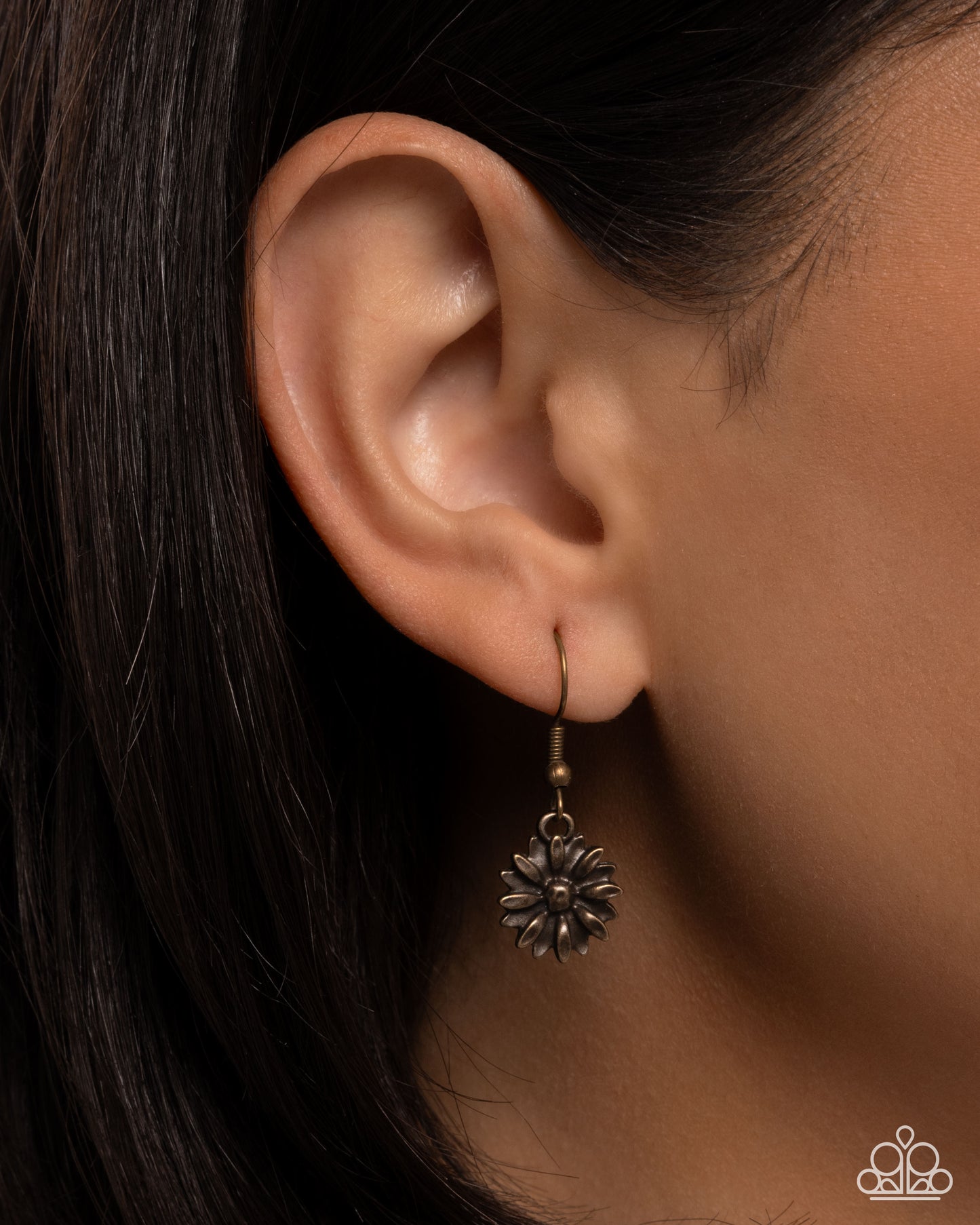 Whimsical Wiz - brass - Paparazzi necklace