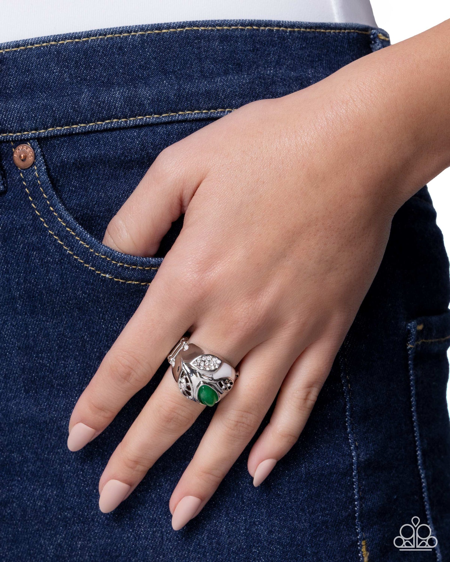 Whispering Canyon - green - Paparazzi ring