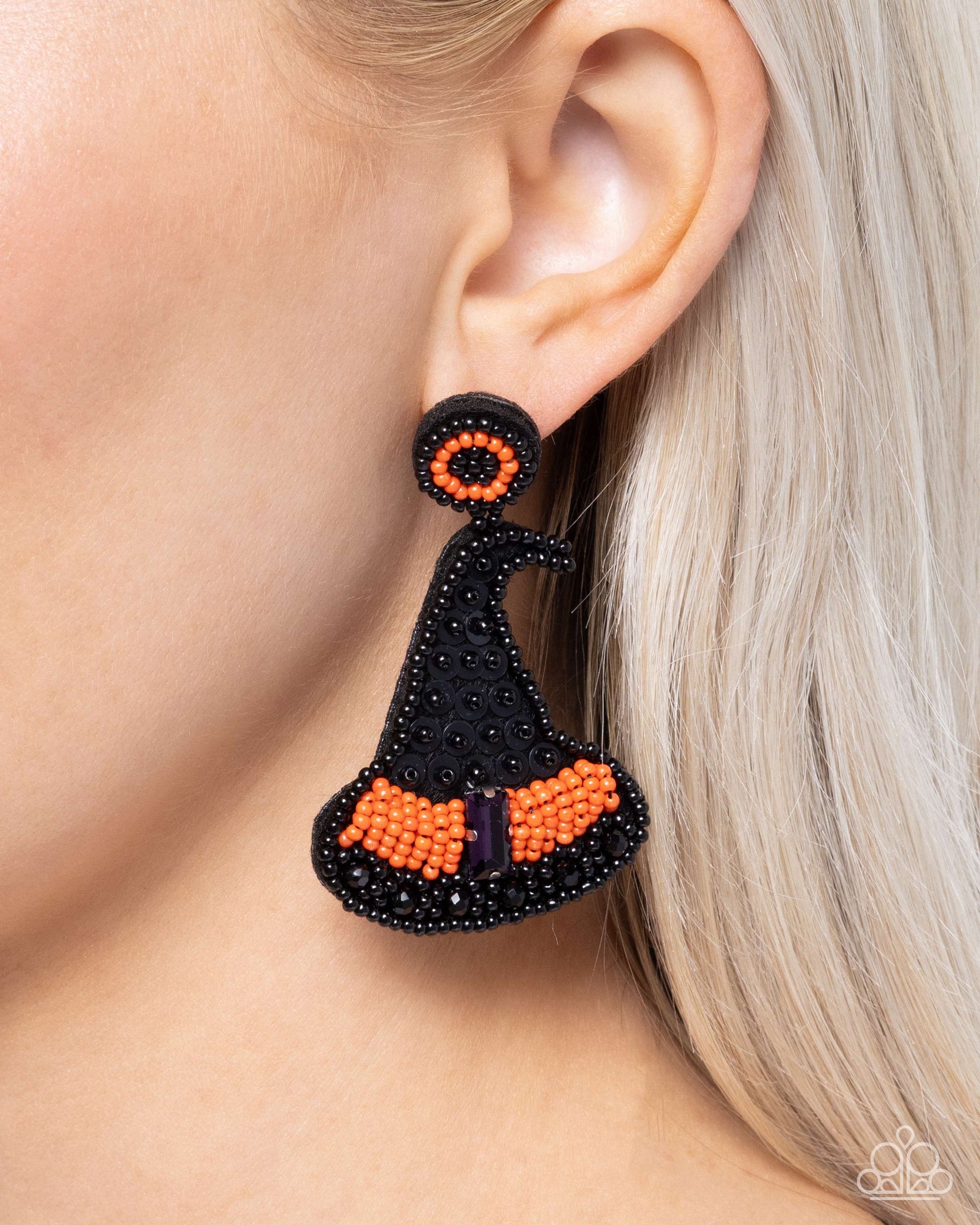 Witch Hunt - black - Paparazzi earrings