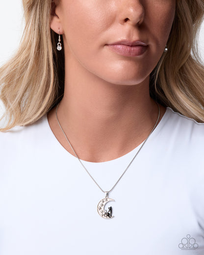 Witch's Familiar - black - Paparazzi necklace