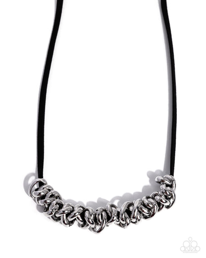 Woven Wheelhouse - black - Paparazzi necklace
