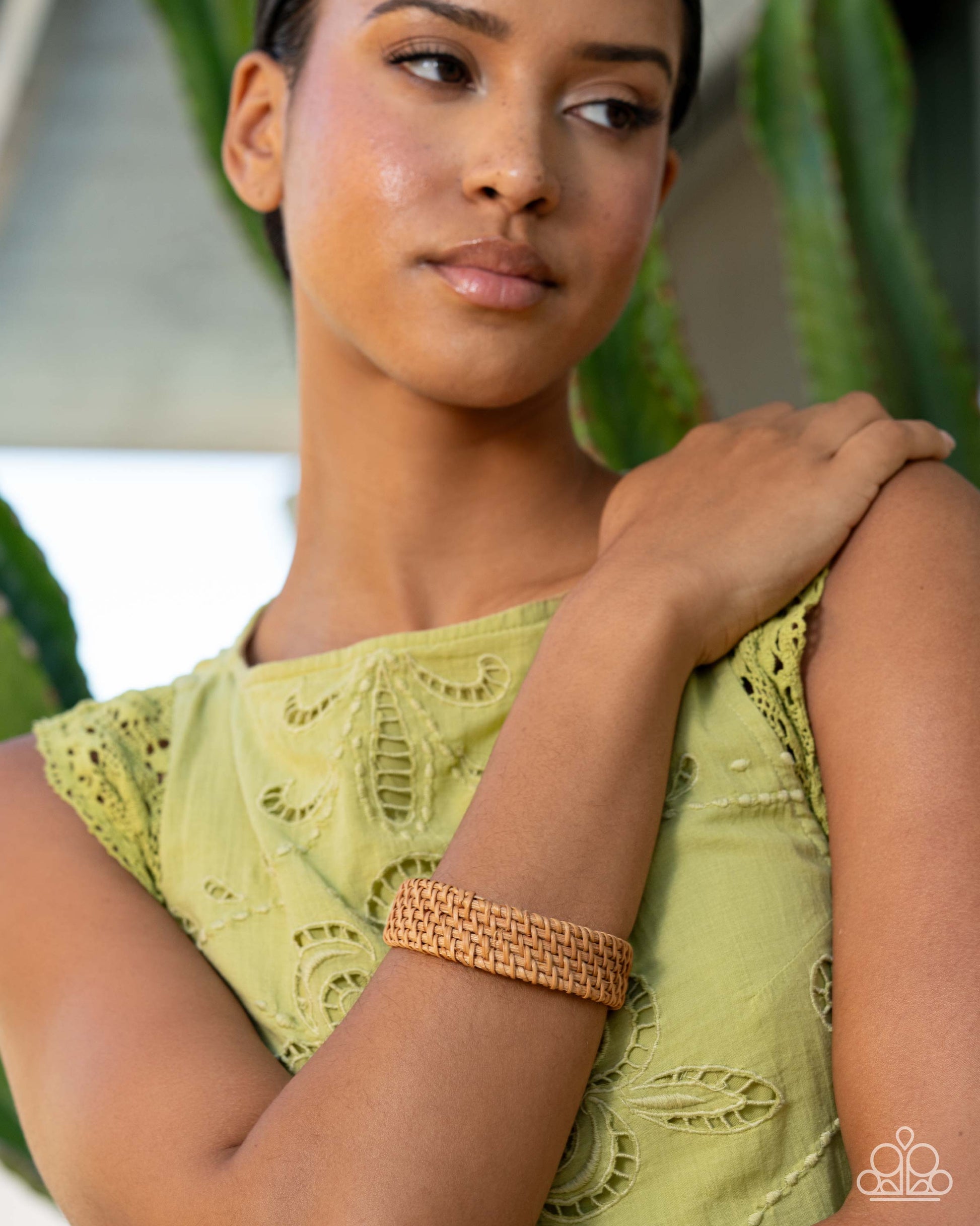 Woven Worth - brown - Paparazzi bracelet