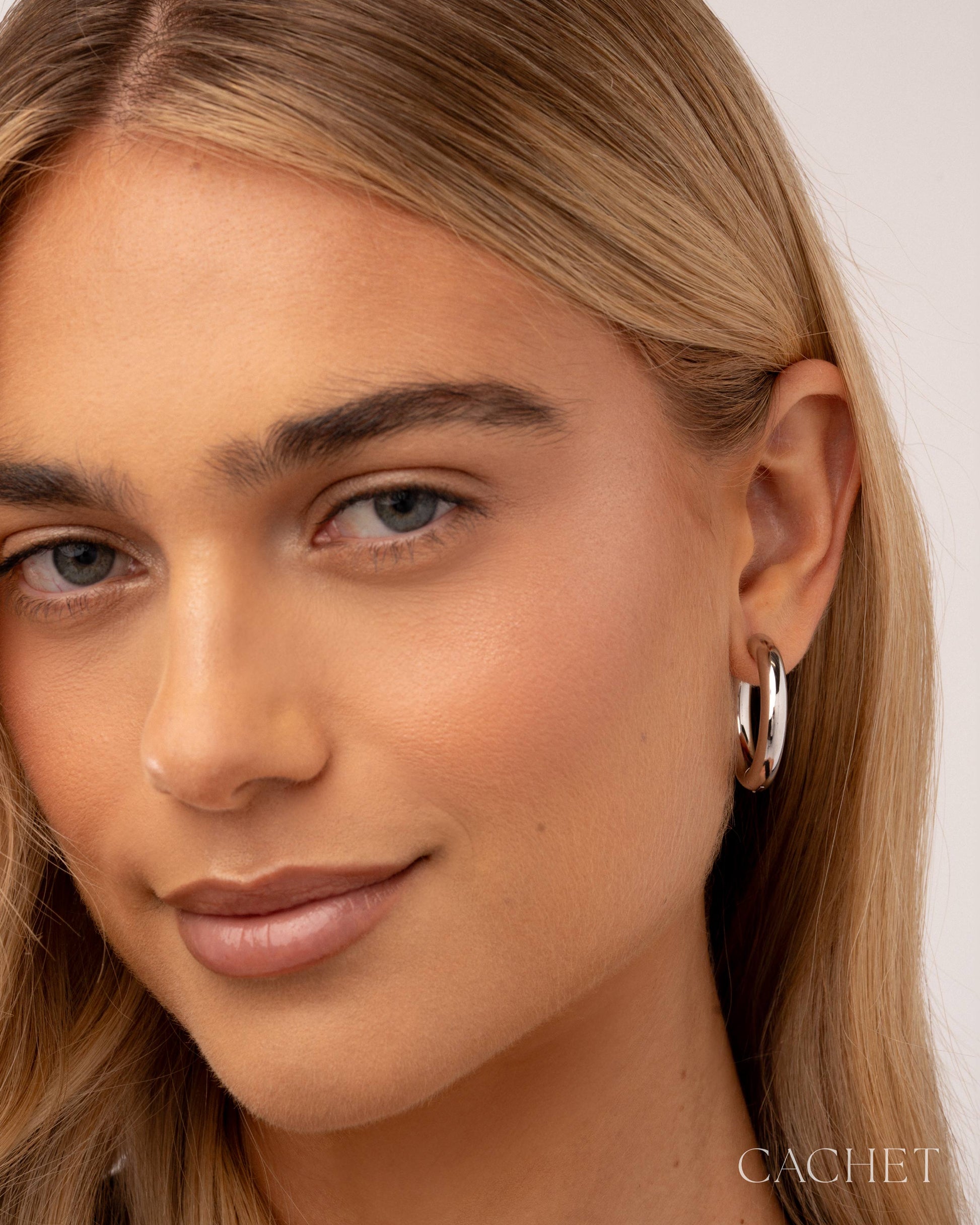 Épure - Cachet earrings - Cachet by Paparazzi