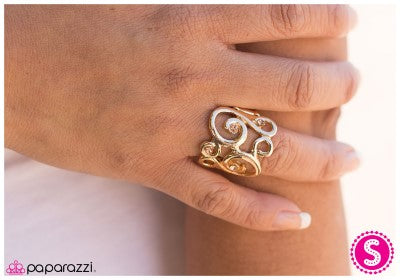 A Twist of Fate - Paparazzi ring