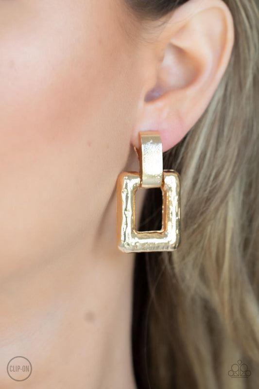 15 Minutes of FRAME - gold - Paparazzi CLIP ON earrings