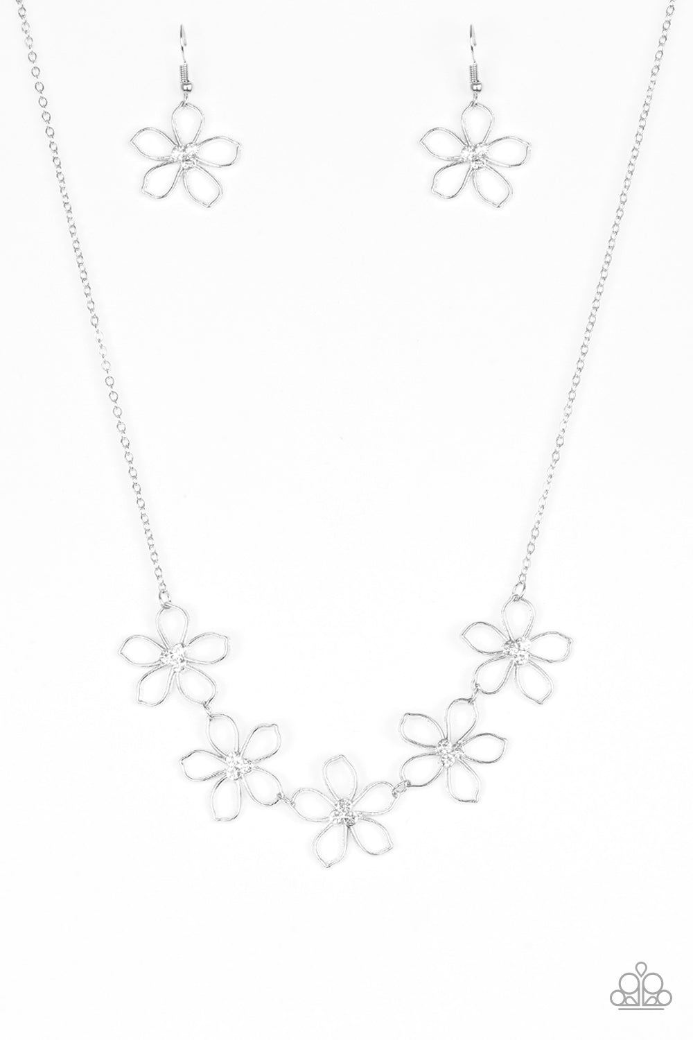 Hoppin Hibiscus - white - Paparazzi necklace