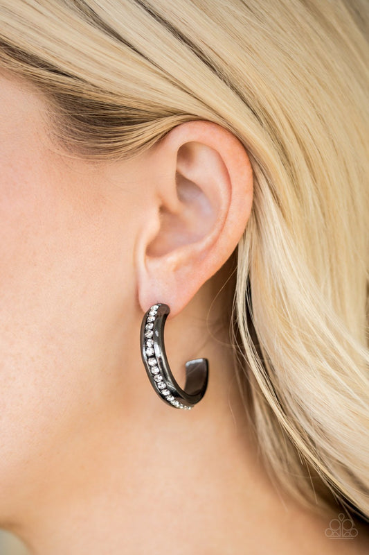 5th Avenue Fashionista-black-Paparazzi earrings