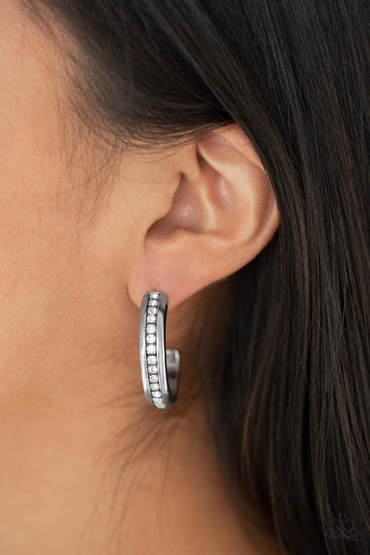 5th Avenue Fashionista-white-Paparazzi earrings