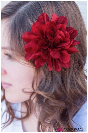 Crimson Craze - Paparazzi Jewelry hair clip