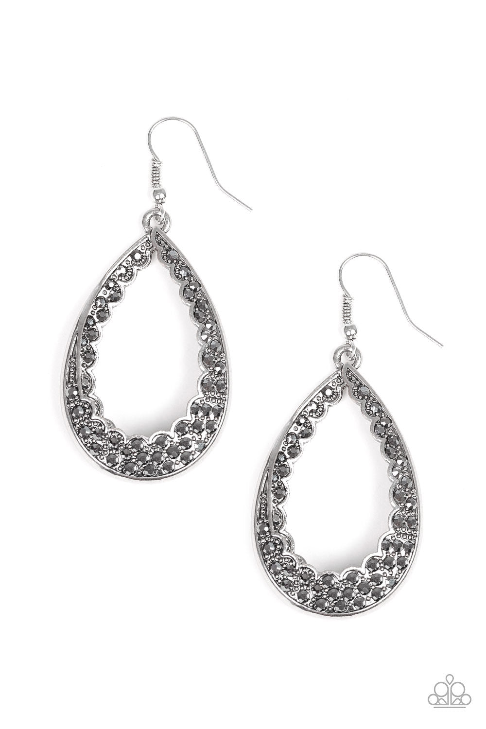 Royal Treatment - silver - Paparazzi earrings