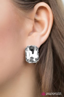 A Glamorous Evening - Paparazzi earrings