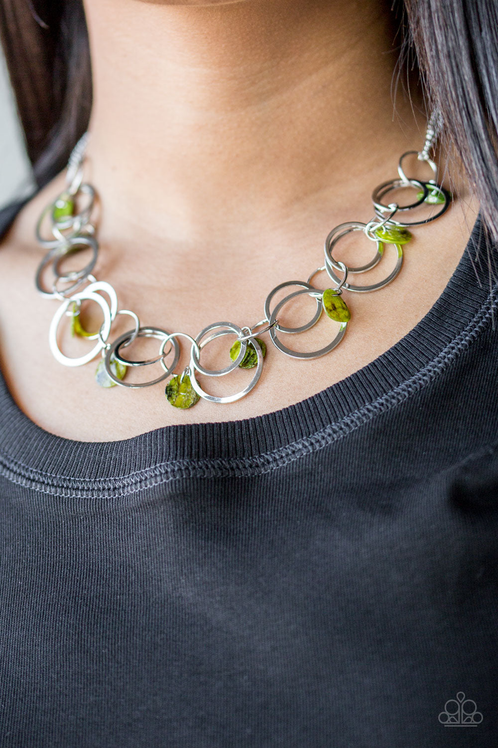 A Hot SHELL-er - green - Paparazzi necklace