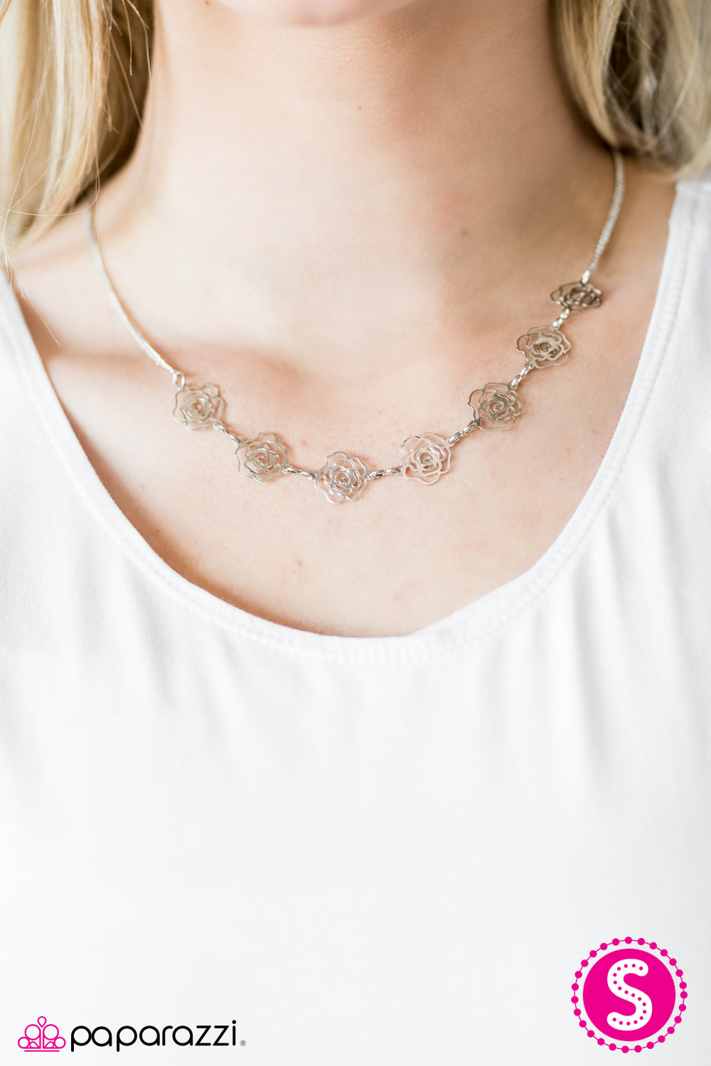 A Rare Rose - Silver - Paparazzi necklace