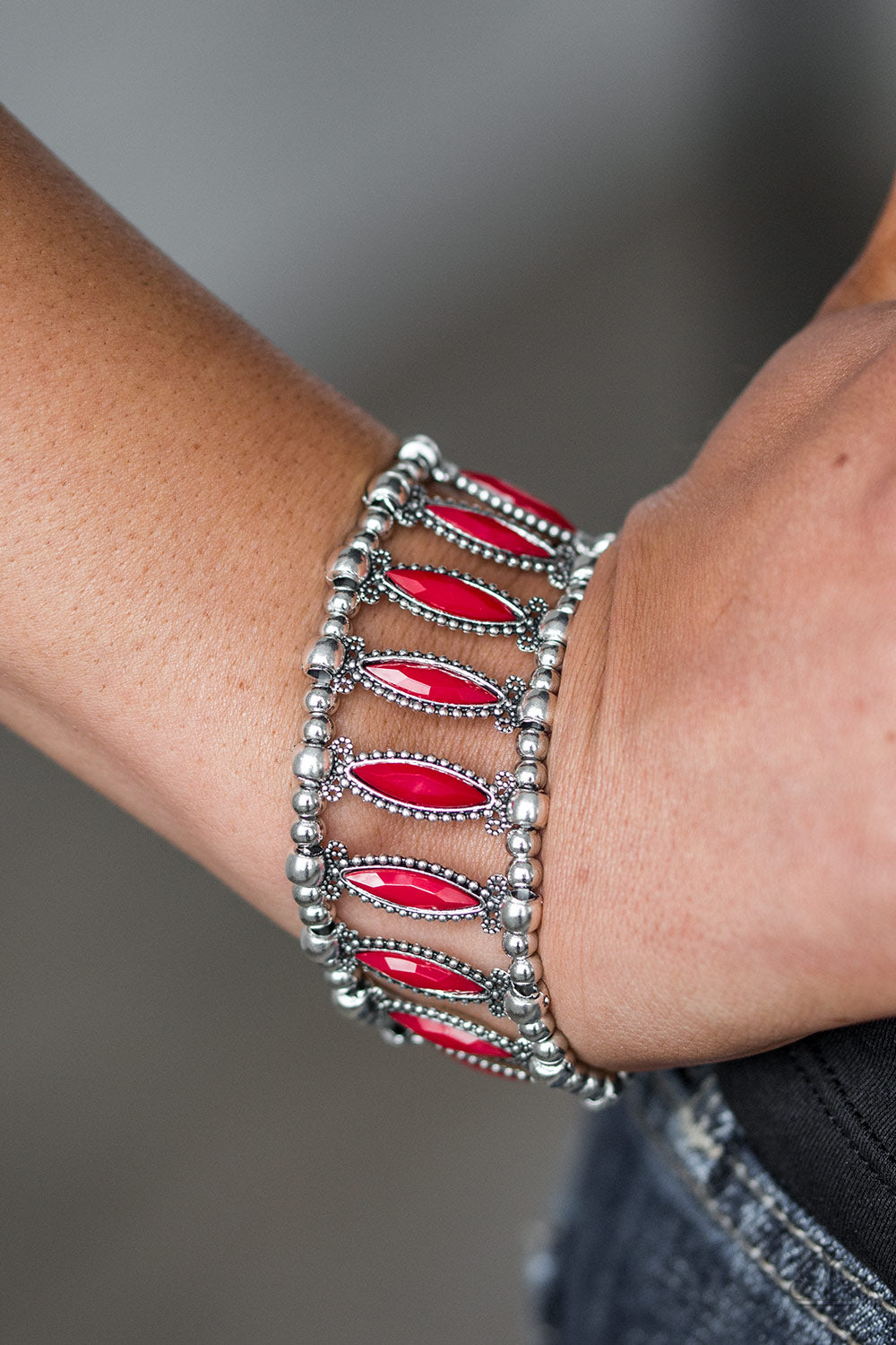 A Self Made Glam - red - Paparazzi bracelet