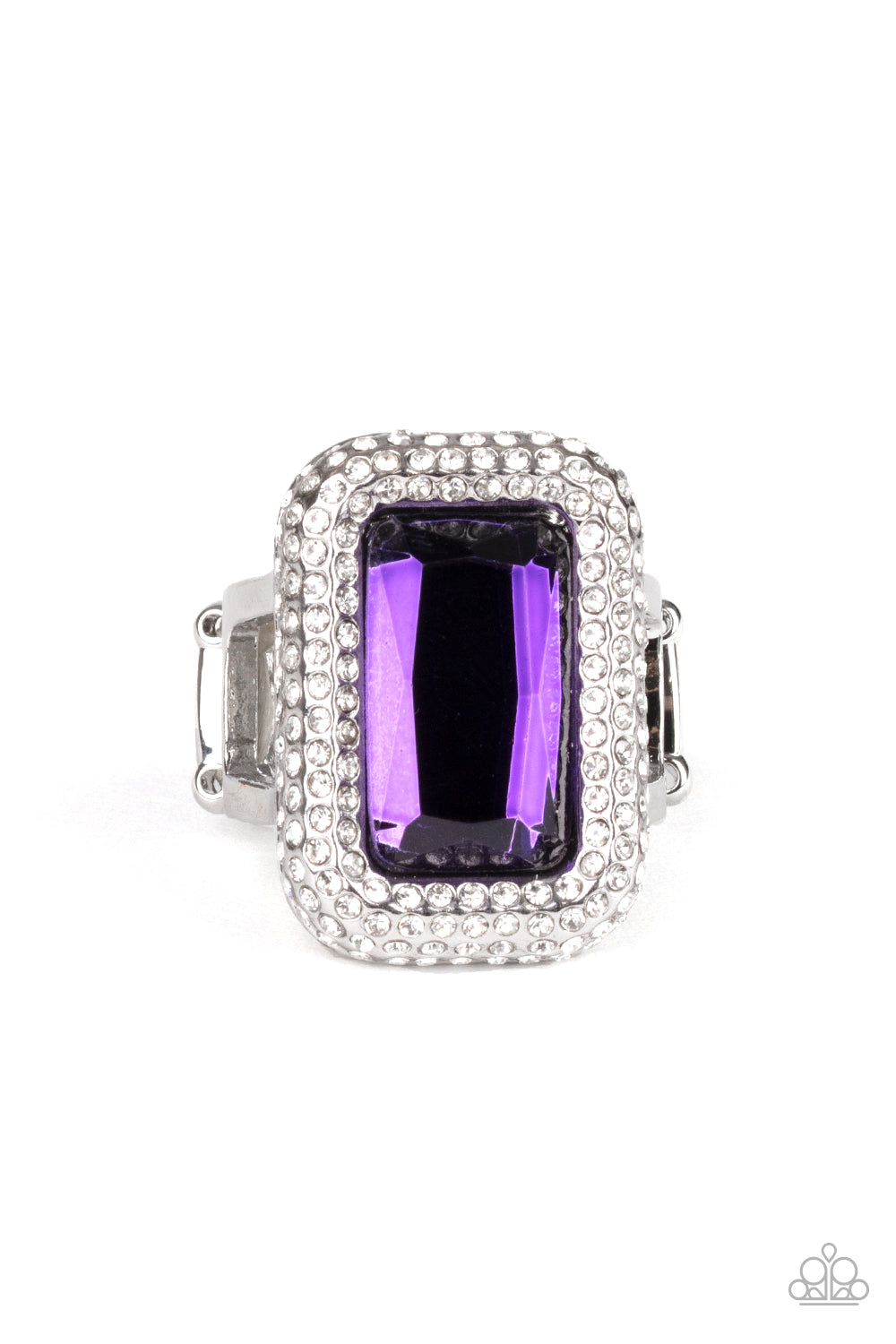 A Grand Statement Maker - purple - Paparazzi ring