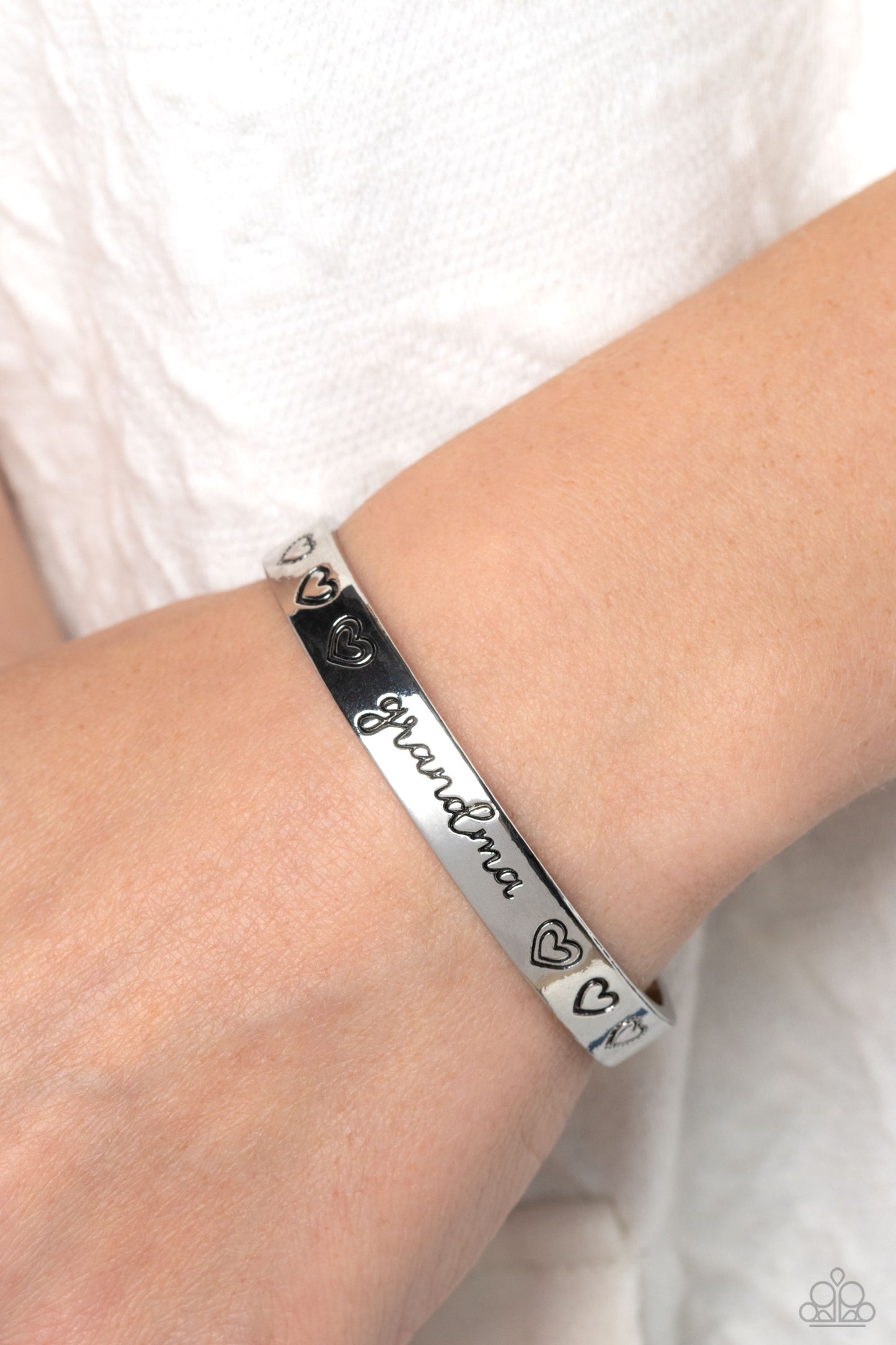 A Grandmother's Love - silver - Paparazzi bracelet