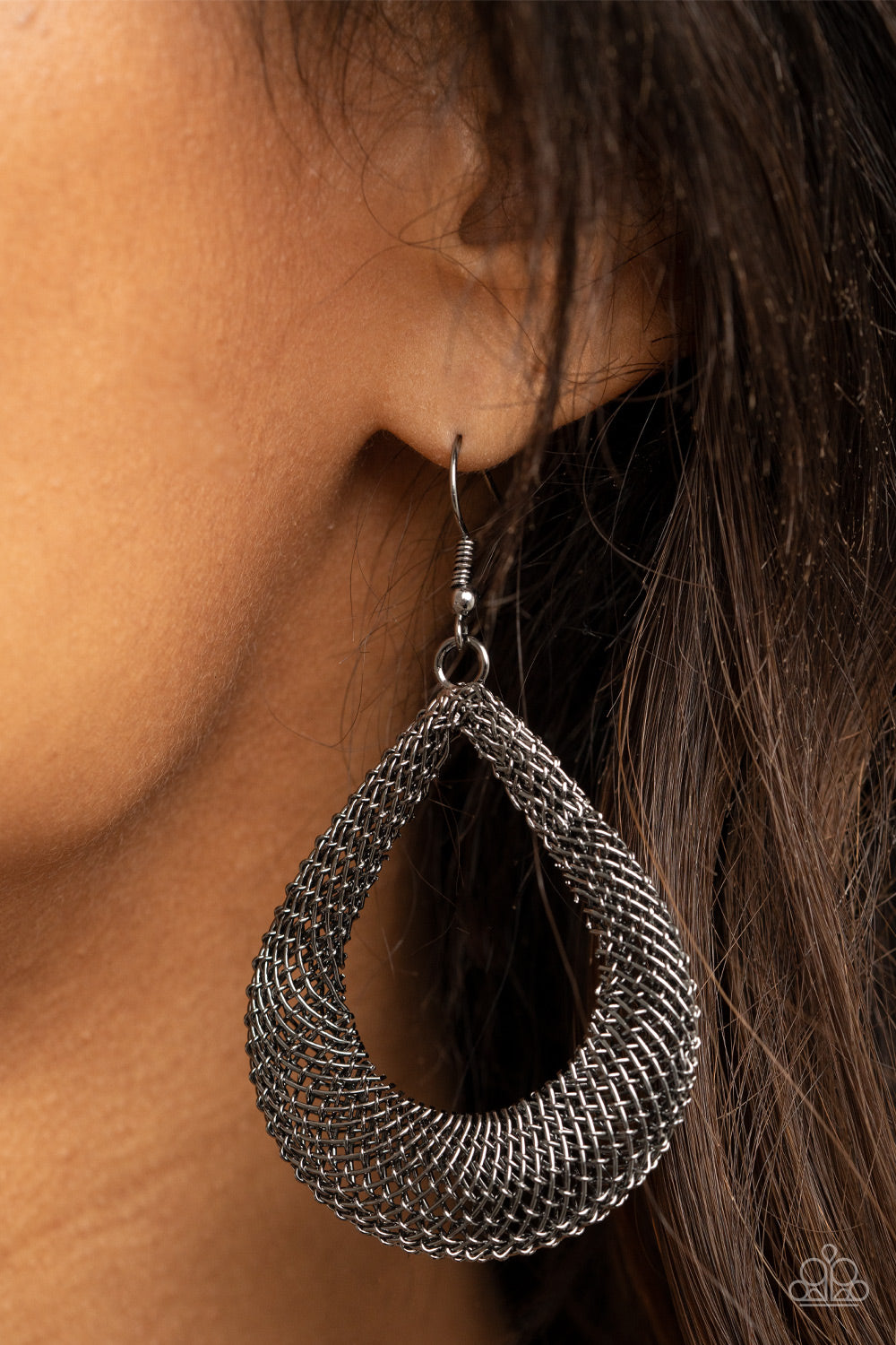 A Hot MESH - black - Paparazzi earrings