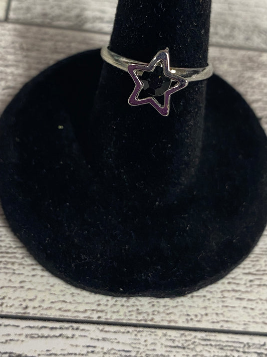 A Star Is Born - Paparazzi $1 Little Diva ring