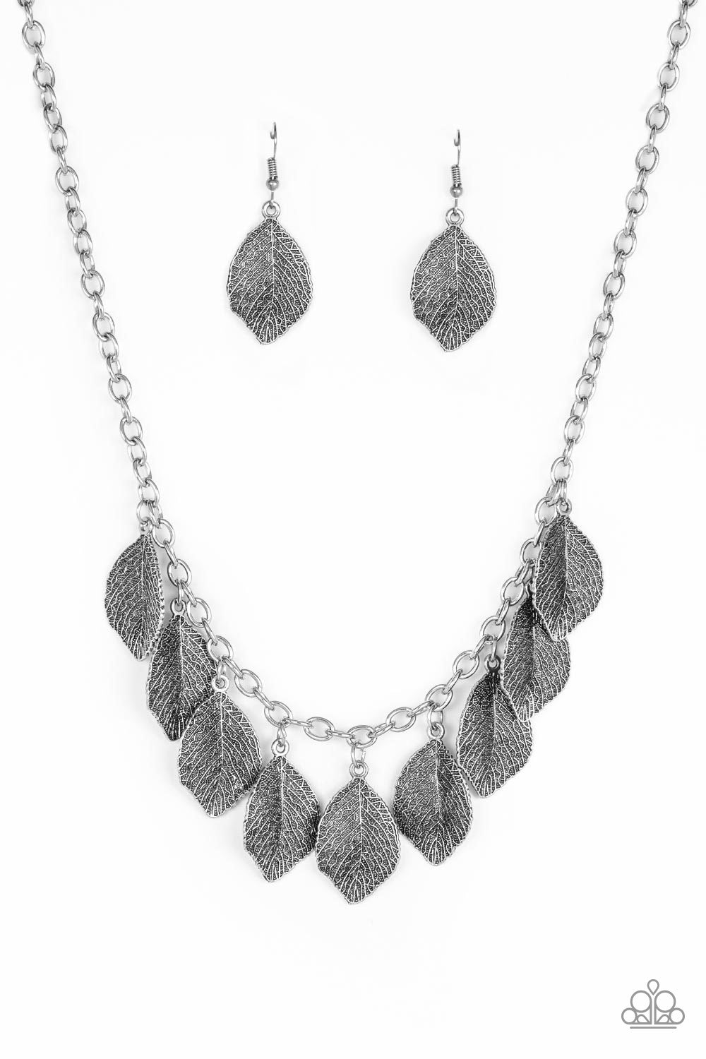 A True Be-LEAF-er - silver - Paparazzi necklace