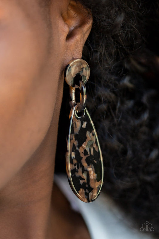 A Haute Commodity-black-Paparazzi earrings