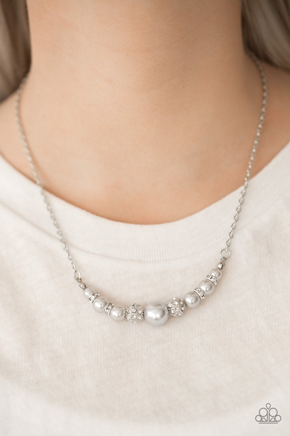 Absolutley Brilliant - silver - Paparazzi necklace