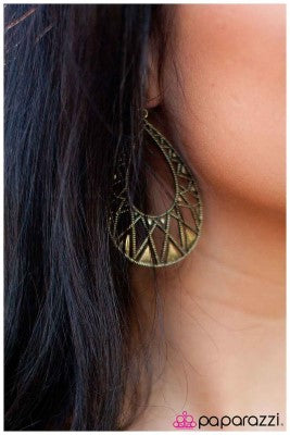 Acutely Aztec - Paparazzi earrings