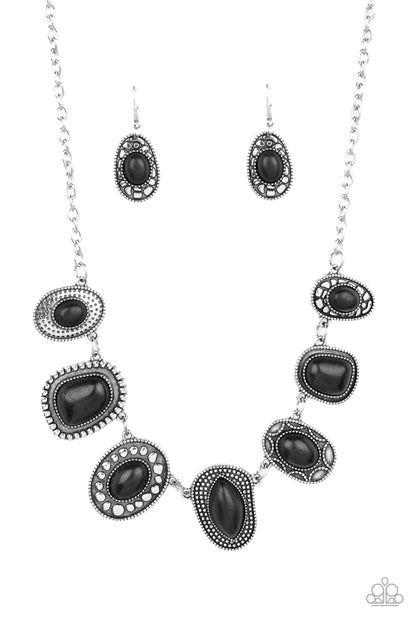 Albuquerque Artisan - black - Paparazzi necklace