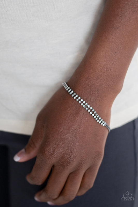 All Dolled Up - black - Paparazzi bracelet